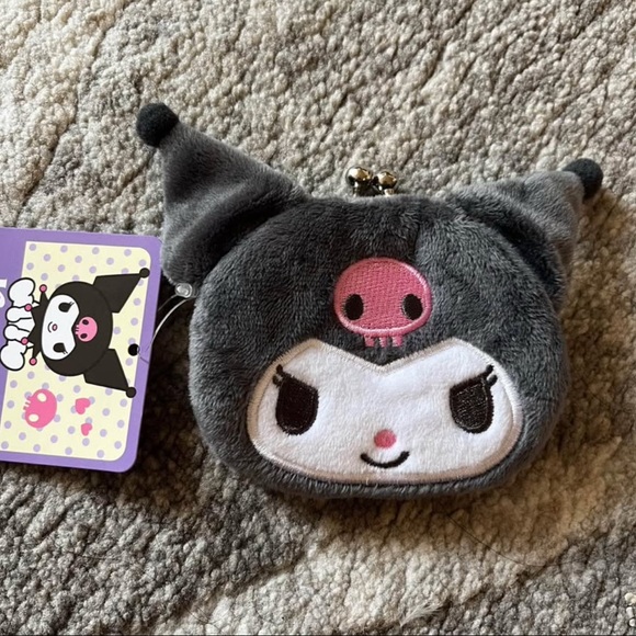 BNWT Japan Sanrio Kuromi Fluffy Die-cut Coin Pouch - Picture 2 of 6